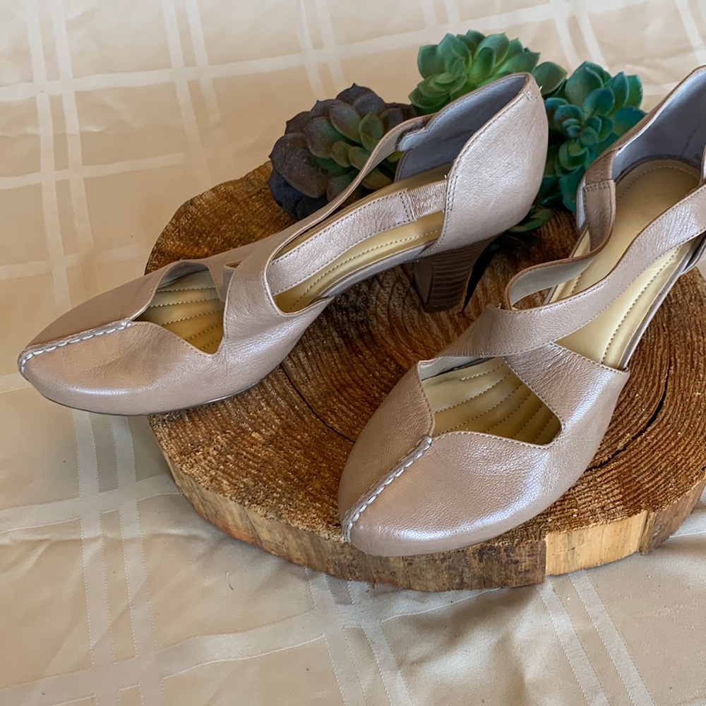 Easy Spirit Nude. Ross over strap heels